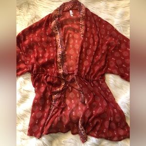 Xhiliration size M beach cover up